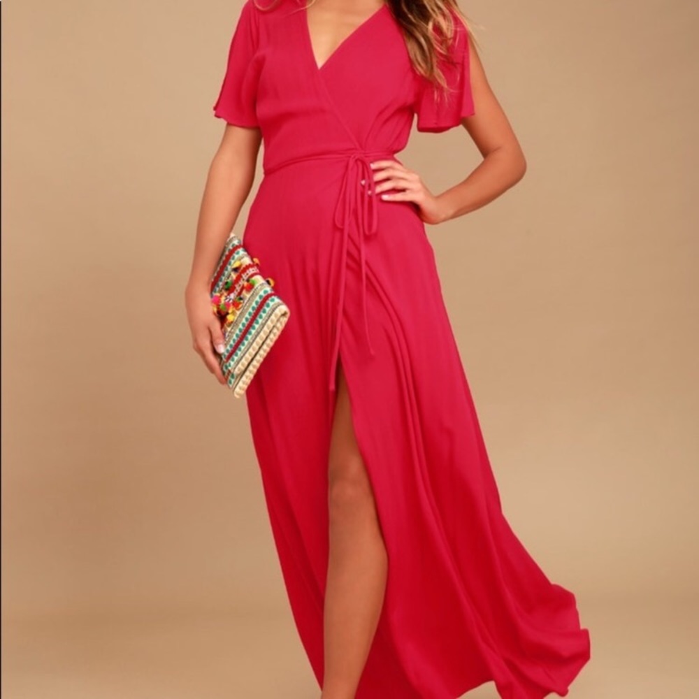 LULUS NWOT Much Obliged wrap maxi dress. Light crepe material